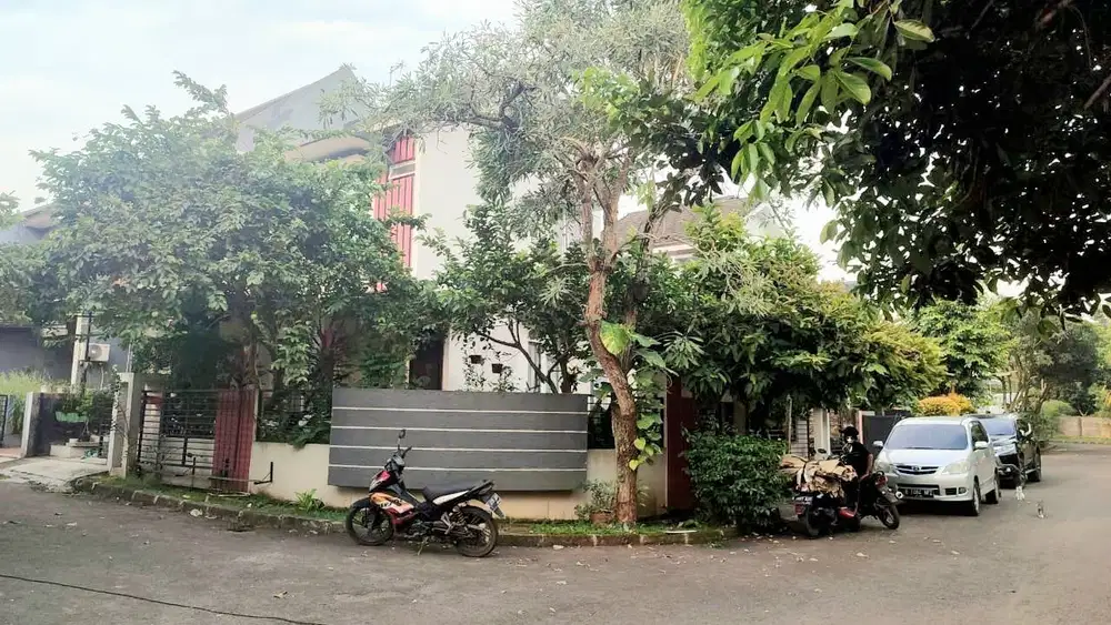 Rumah hook 2 lantai di Kencana Loka, BSD City