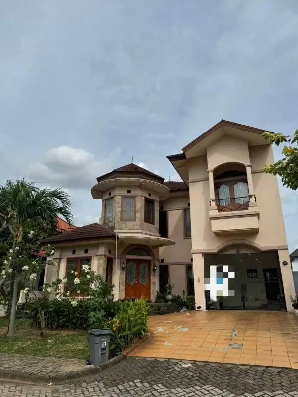 Dijual rumah kawasan elite Kemang Pratama Regensi Bekasi