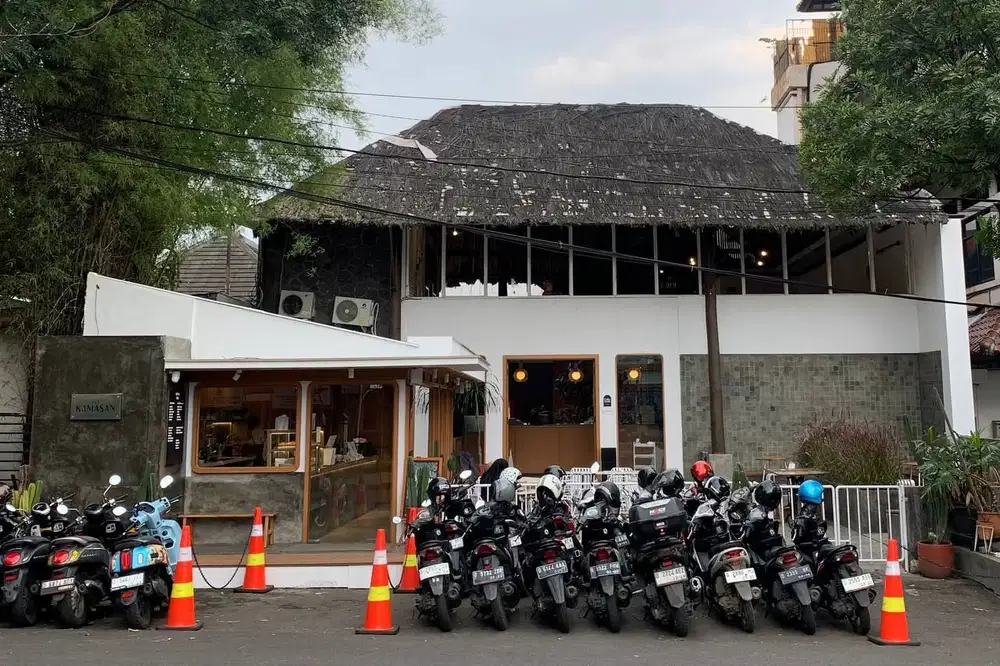 Dijual Cepat Rumah Komersil Siap Pakai The Best Area Syp Riau Bandung