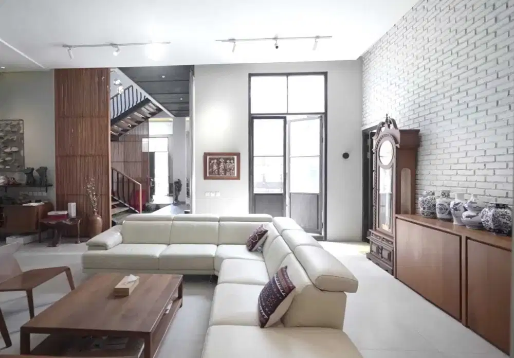 Dijual  cepat rumah mewah di Aristoteles gading serpong tangerang