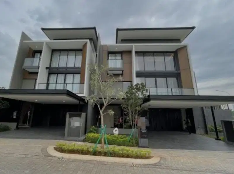 Dijual rumah sultan mewah di Laurel navapark BSD city Tangerang