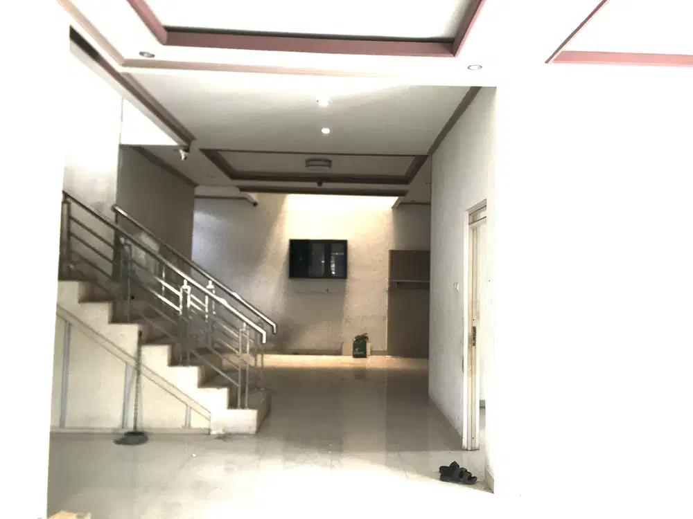 JUAL RUMAH HOOK SEDANG RENOV DI TKI 3  BLOK E