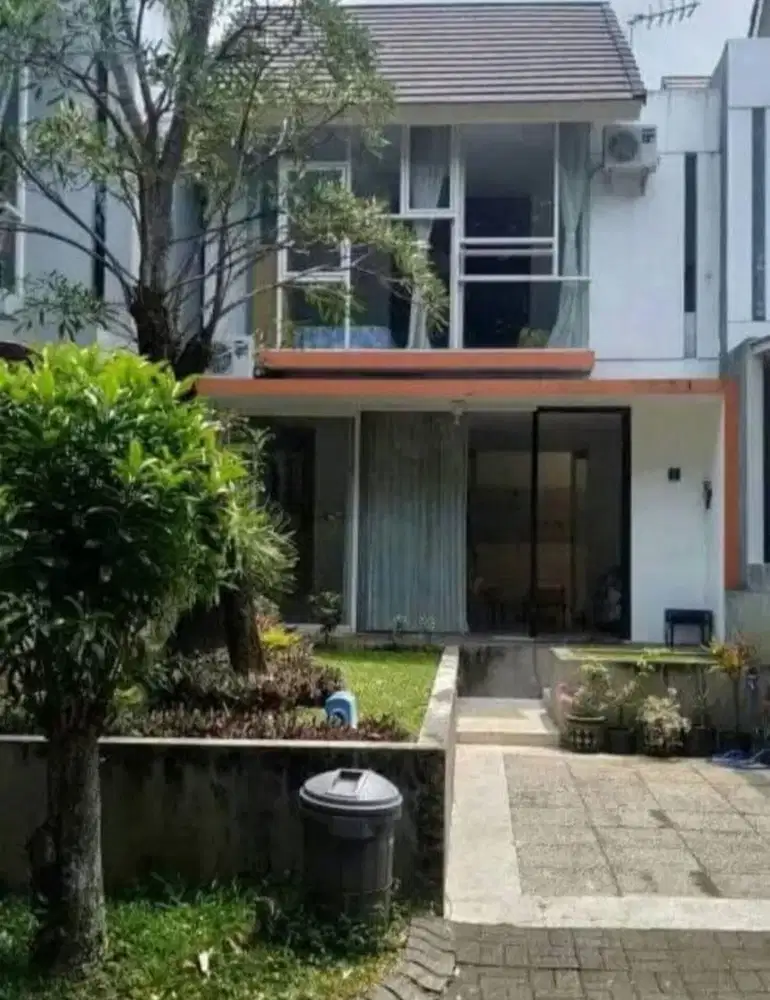 Jual  VILLA TAMAN DAYU