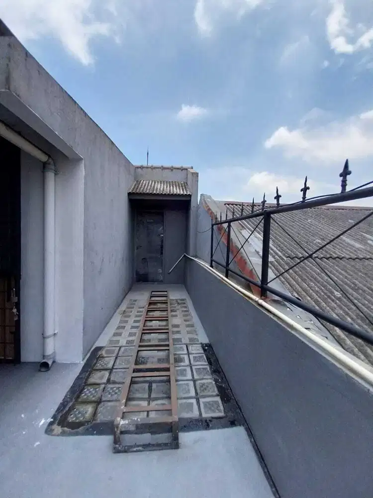 Rumah Bagus Furnished SHM di Rawamangun, Jakarta Timur