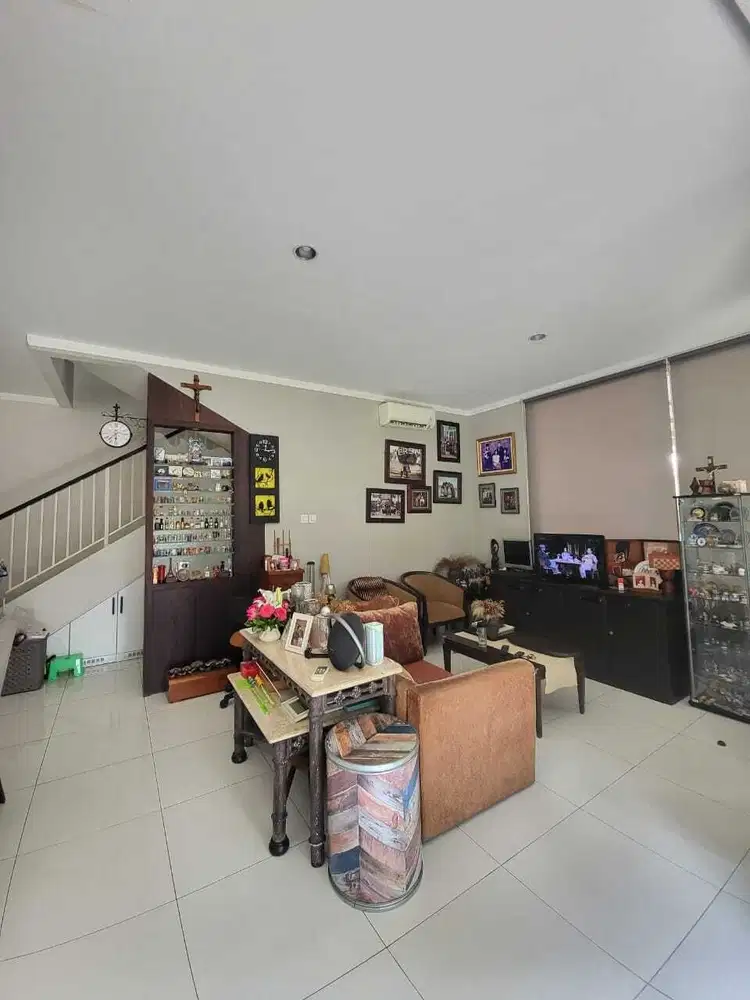 Rumah Siap Huni Harga menarik Dekat Fasum di Discovery Eola Bintaro