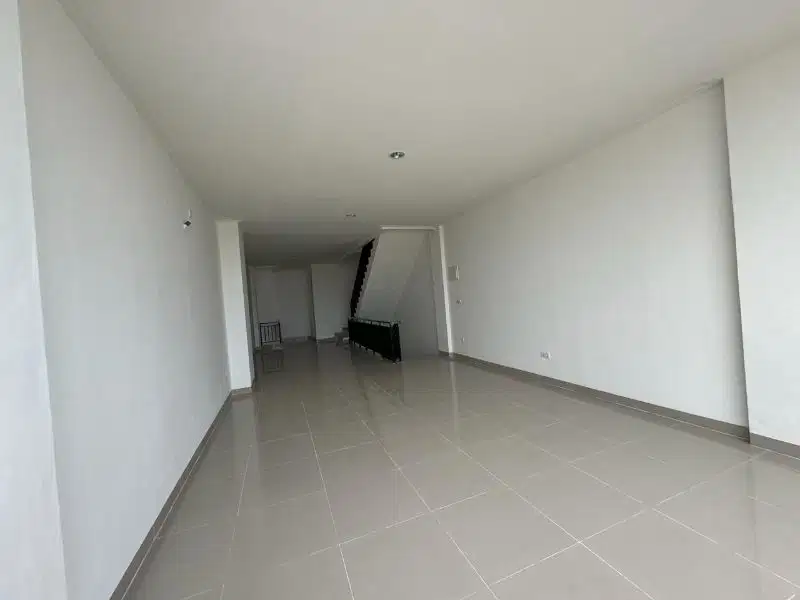 Sewa cepat ruko asia afrika pik2 extention