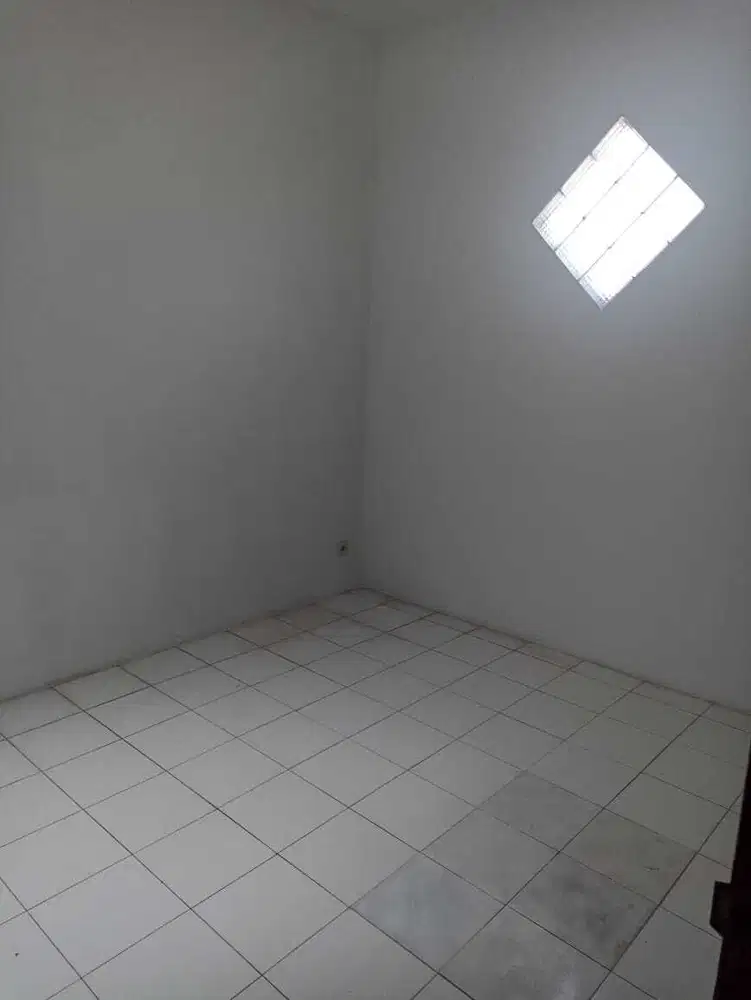 Dijual Rumah Bagus di Taman Kopo Indah, Bandung