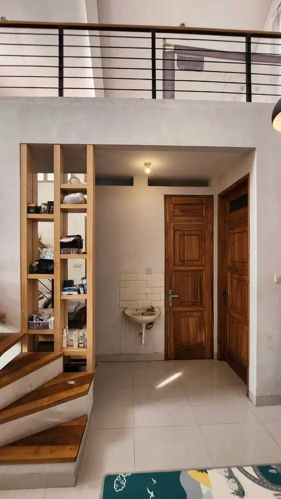 Dijual Rumah 2 Lantai Luas di Lengkong Besar, Bandung