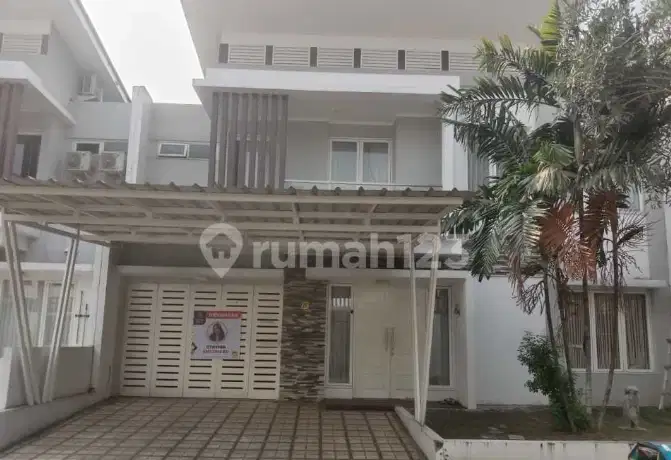 Rumah 2 Lantai Bagus Unfurnished di Cluster Lavaletta Modernland