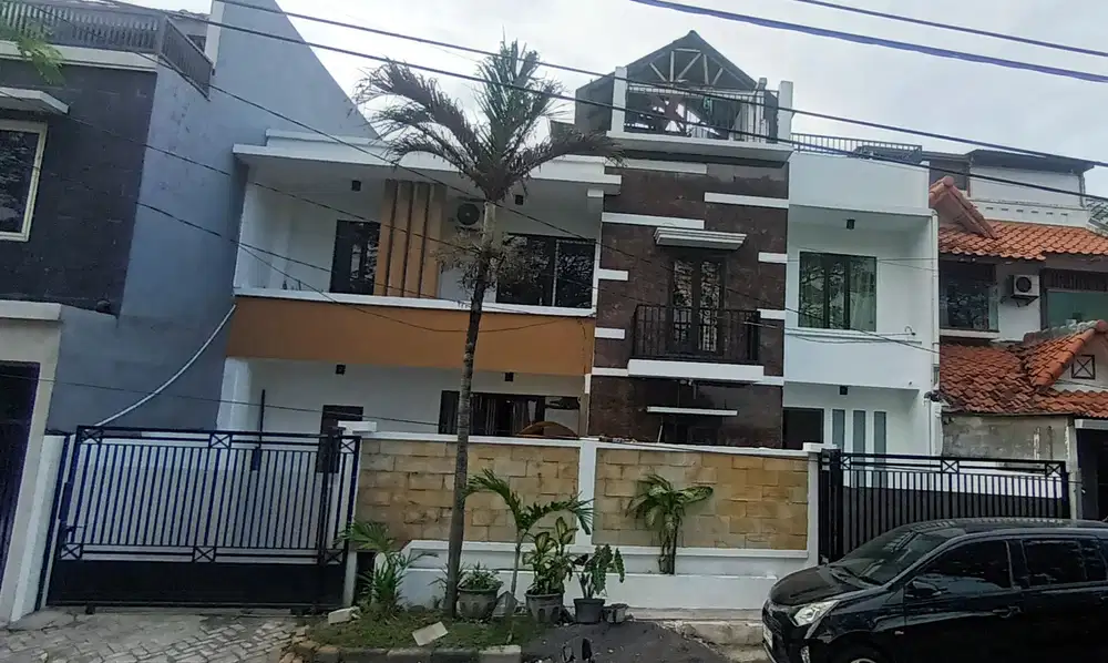 26. DIJUAL RUMAH BABATAN PRATAMA WIYUNG GRESS SURABAYA