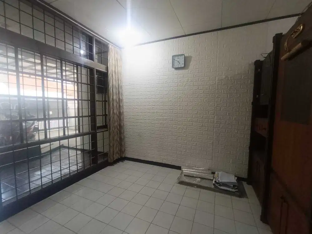 Dijual Rumah Luas di Kopo Permai, Bandung