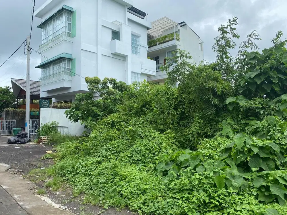 Tanah di Lingkungan Villa Berawa Badung