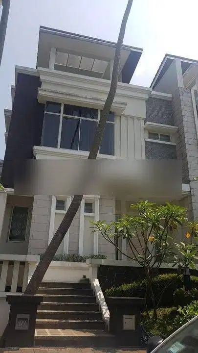 Rumah 3 Lantai Cluster Emerald Cove Gading Serpong