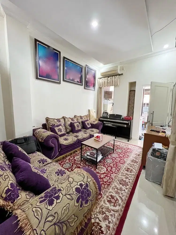 Rumah 2 lantai cluster Viktoria belakang Aoen mall Sentul city