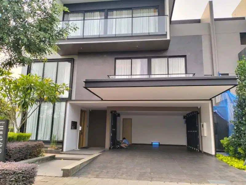 Dijual Rumah sultan mewah Layton navapark BSD city Tangerang