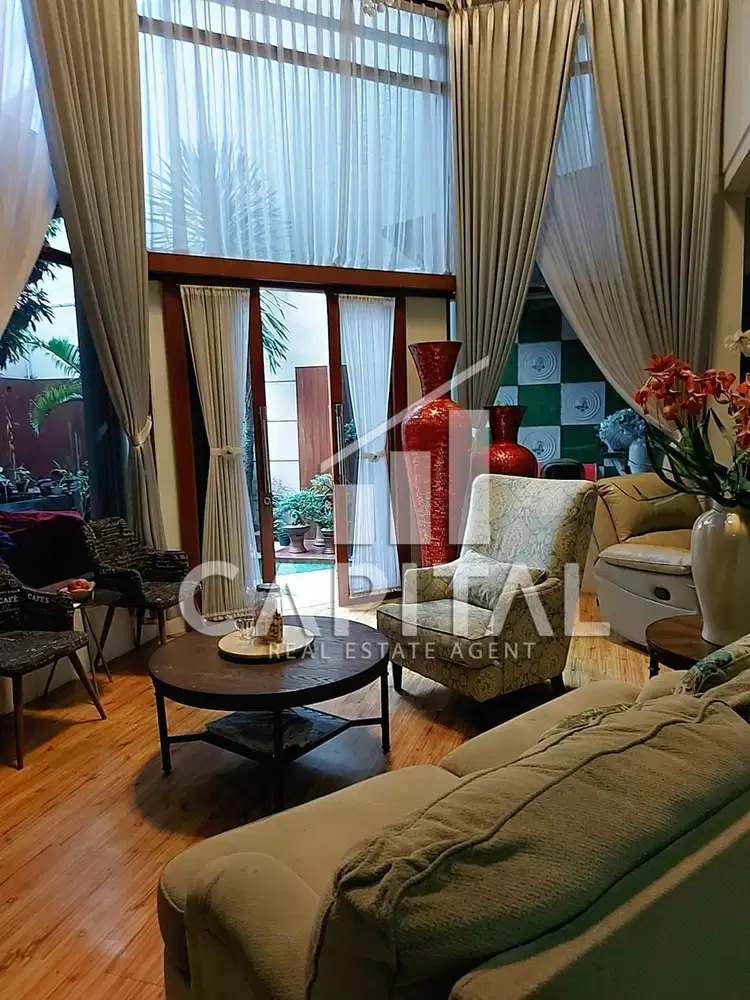 Rumah Keren Full Furnished di Sayap Sukajadi Dekat Mall PVJ