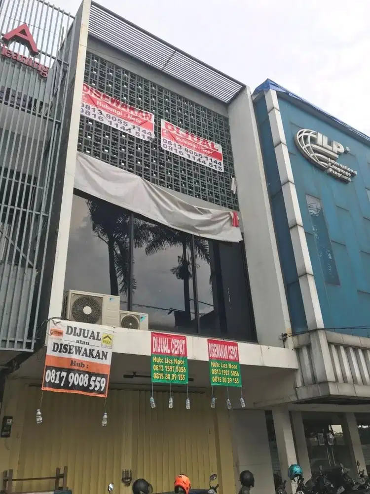 Ruko 3 LT Depan Cinere Mall Siap Pakai di Jl Raya Cinere
