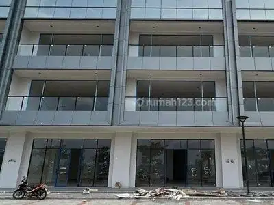 DIsewakan SOHO Ebony Golf Island PIK 2 8x18 gandeng 2 unit TERMURAH