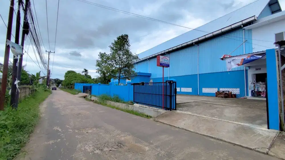 DIJUAL GEDUNG OLAHRAGA BADMINTON KOLONEL H BURLIAN KM 9 PALEMBANG