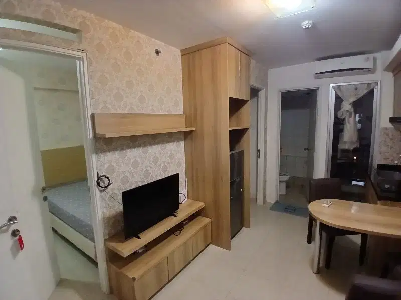 di sewakan type 2 br tower Catleya view kolam bassura city