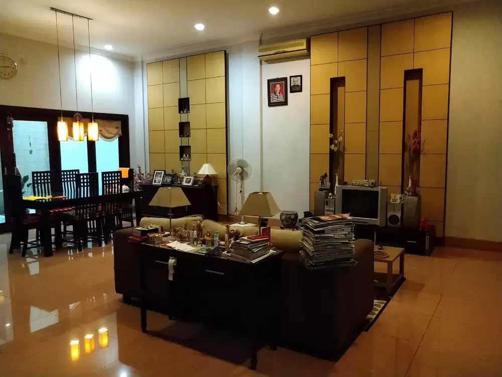 Villa Komplek Grand Polonia