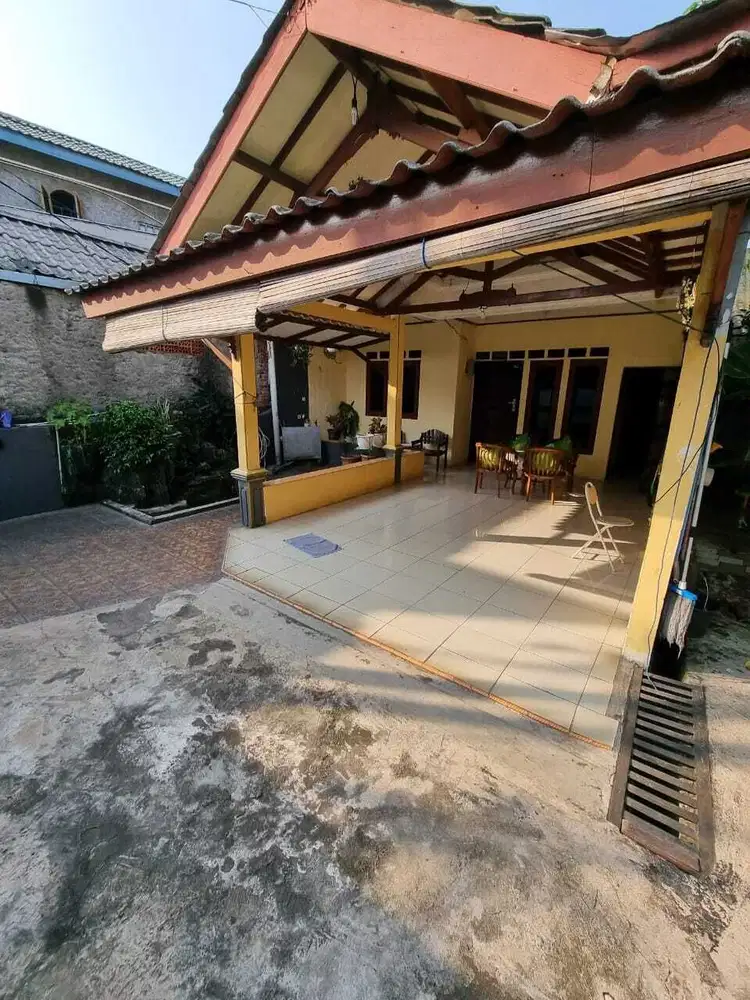 Rumah Besar 2 Lantai di Pulo Gebang Gang Swadaya Jakarta Timur e01120f
