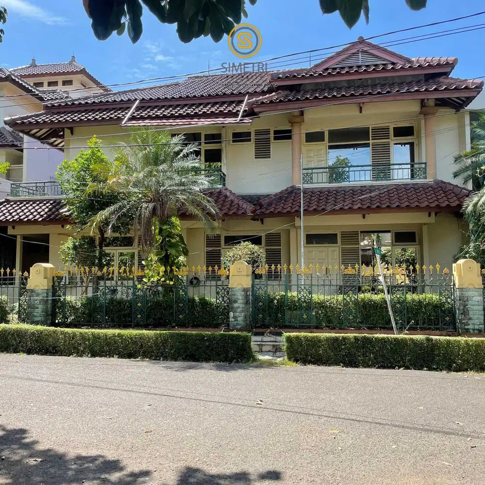 Rumah di Bintaro Sektor 1 Jakarta selatan, Komplek Besar dekat ke MRT