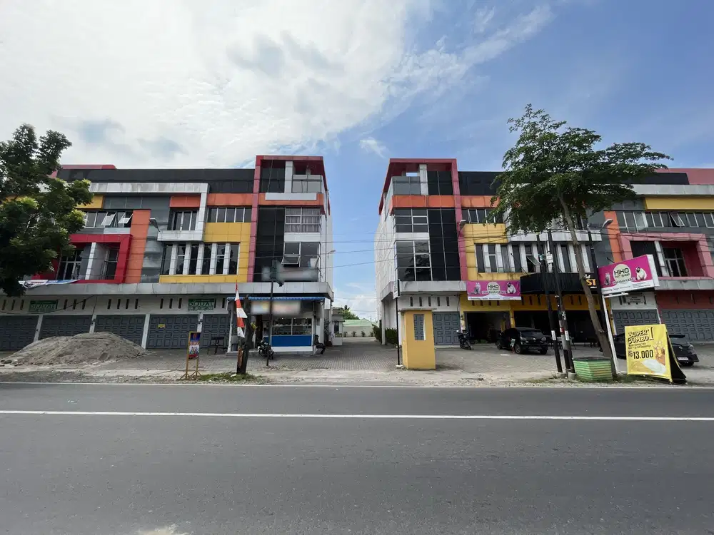 Ruko Hook di Premier Shophouse ( Amal / Ringroad )