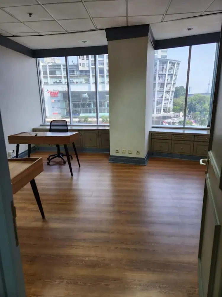 SEWA RUANG KANTOR FULLY FURNISHED 218 m² – SUDIRMAN, JAKARTA PUSAT