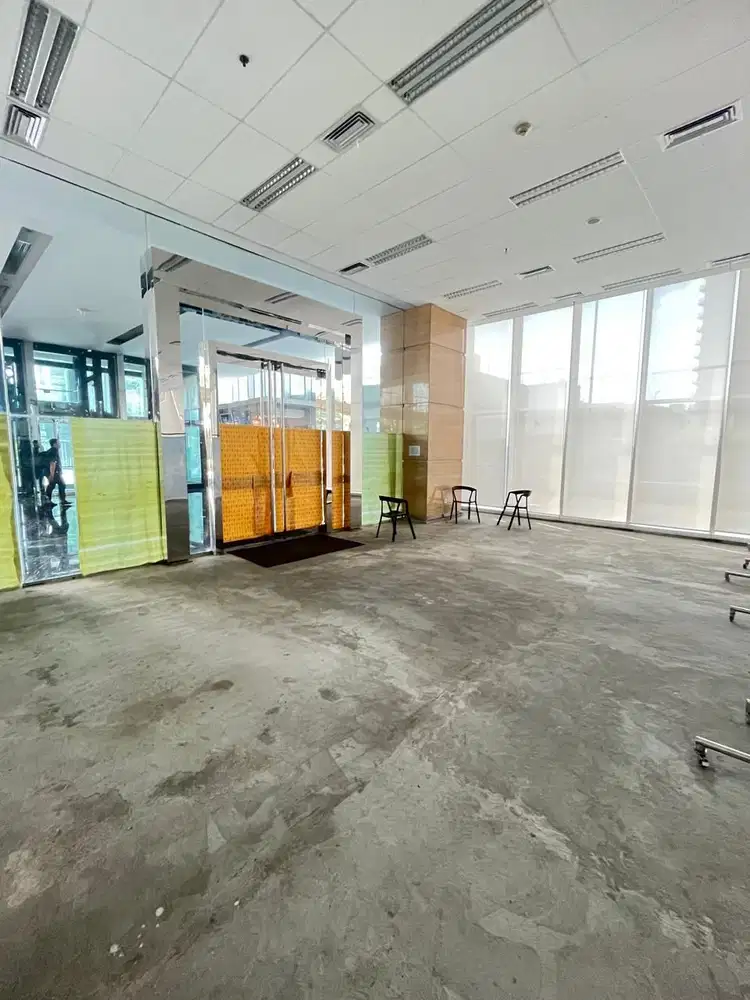 Disewakan  Lobby 510 m2 Kantor Besar di TB Simatupang Strategis di Jaksel