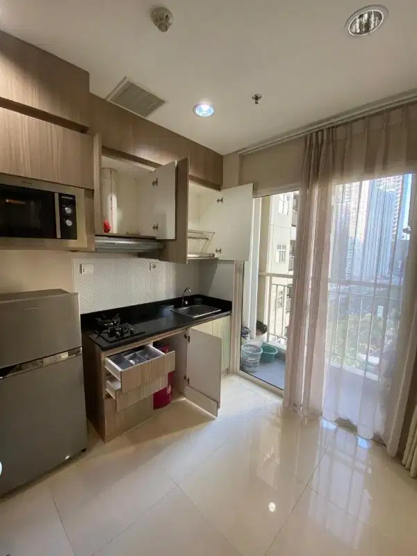 DISEWAKAN APARTEMEN MEDISON PARK