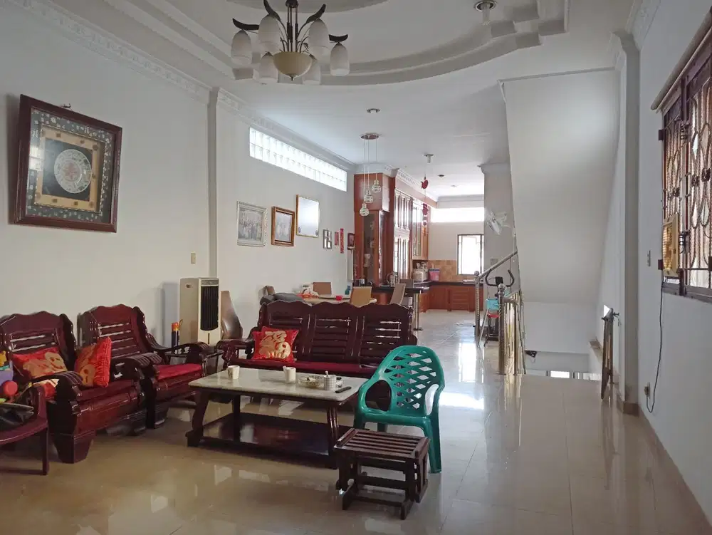 Ruko di Jalan Sumatra