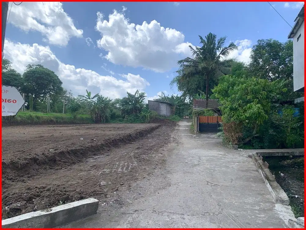 Jl. Plumbon-Ngalangan, Tanah Strategis Jogja Mangku Jalan Aspal
