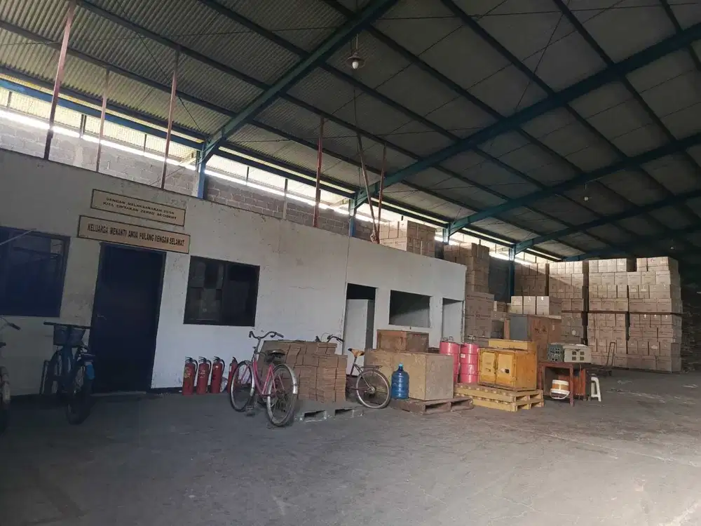 Disewakan gudang Karawaci, lb 2184m2 , lt 2184m2 . Harga 1.3M/tahun ne