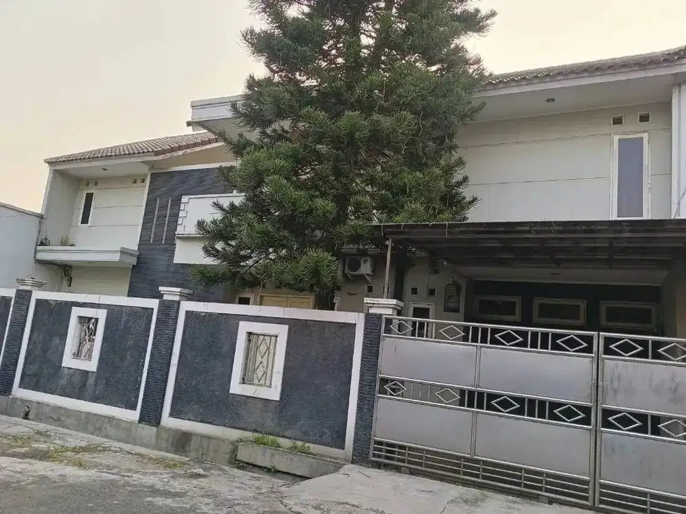 Dijual rumah 2kavling bebas banjir di Taman Holis Indah Bandung