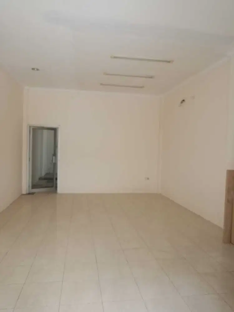 Disewakan Ruko Mutiara Kosambi 2 Siap Pakai di Tangerang