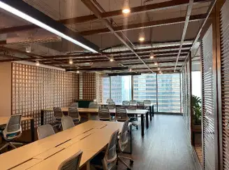 Sewa Kantor Furnished Siap Ditempati 3 Pax di AIA Central Sudirman