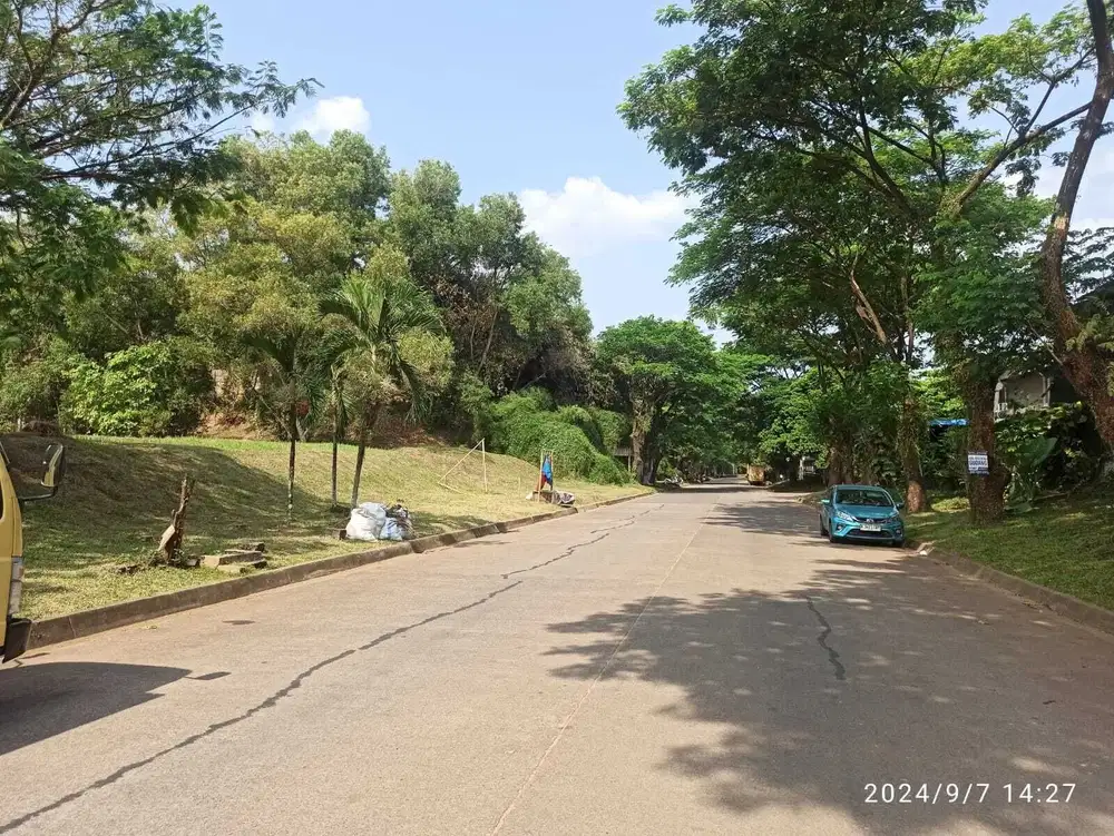 Jual tanah kavling 1 hektar  industri taman tekno bsd tangerang