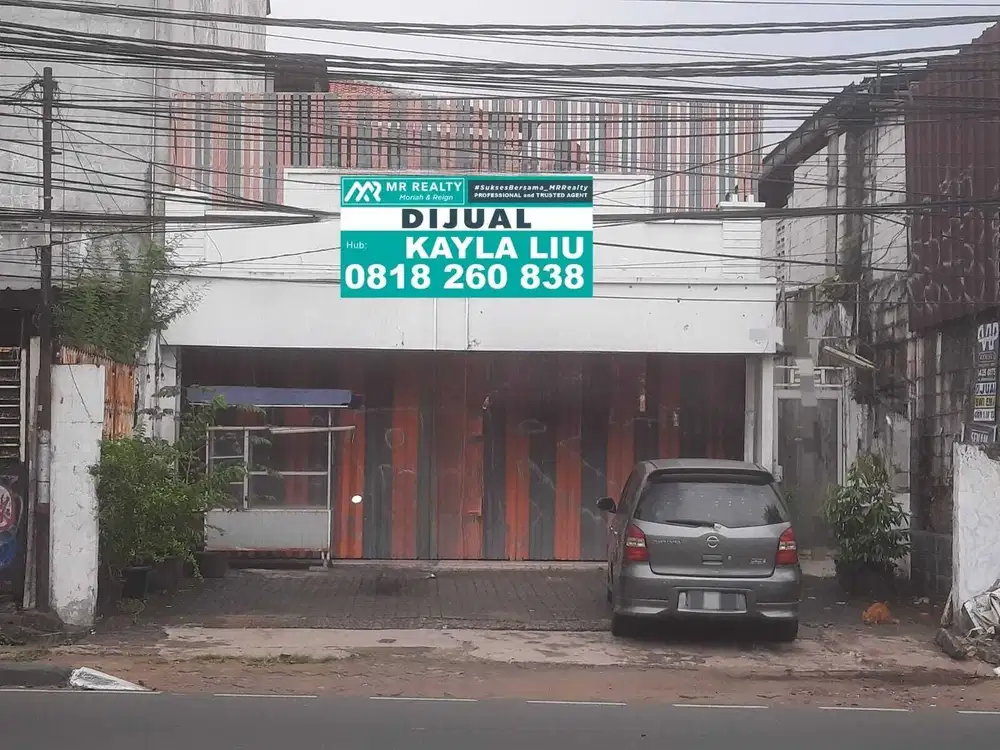 Rumah Area Komersil di Jalan Raya Kebayoran Lama