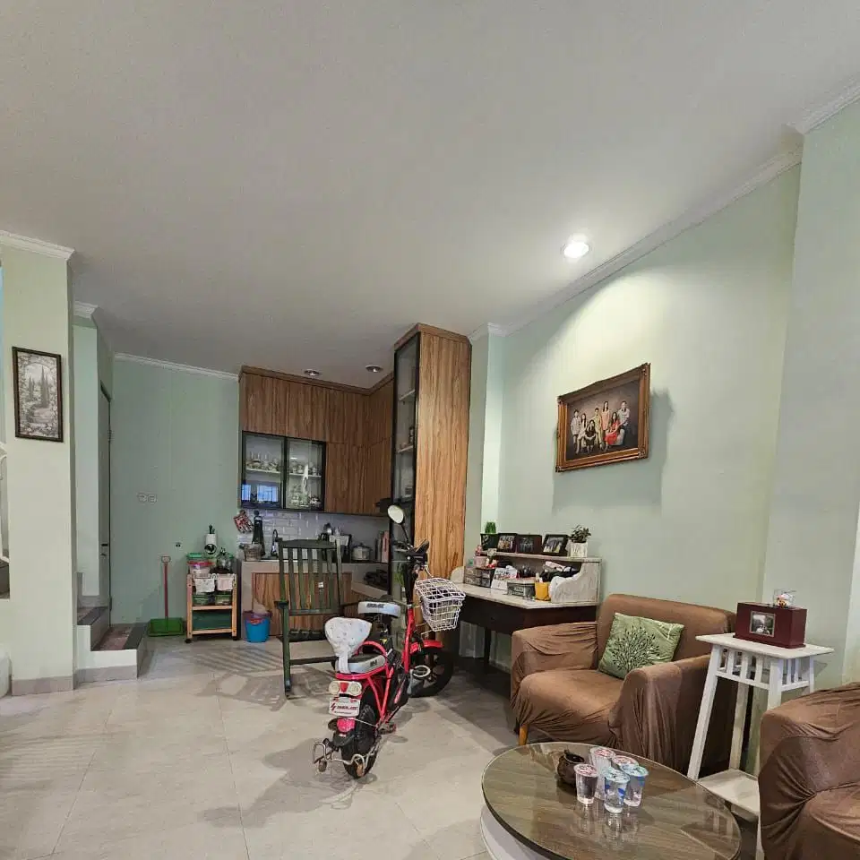 Rumah Full Renovasi Siap Huni Sektor 6B Gading Serpong