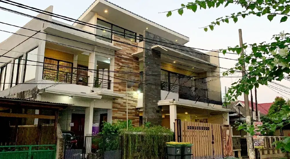 RUMAH USAHA MEWAH SEMI FURNISH DI BUKIT NUSA INDAH SERUA TANGSELH