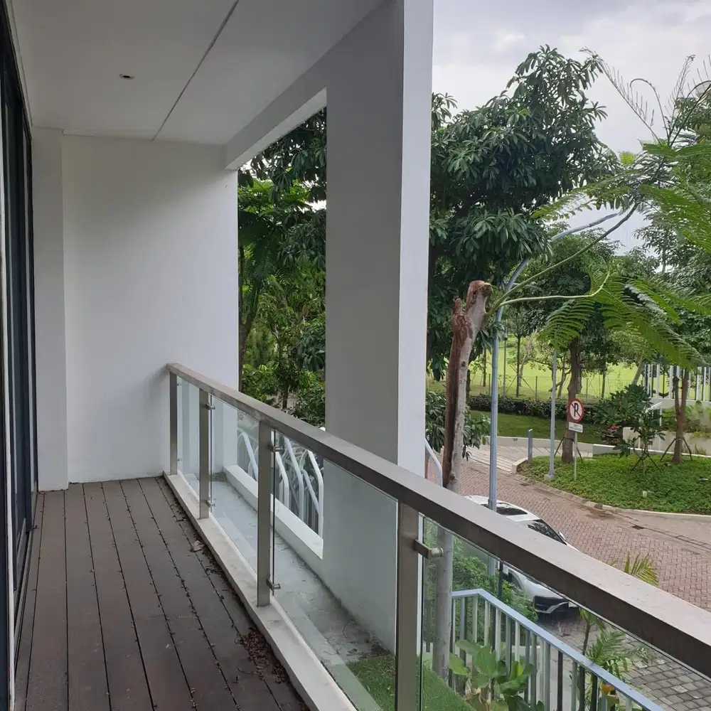 DIJUAL APARTMENT 3 BR ROSEBAY VIEW GOLF