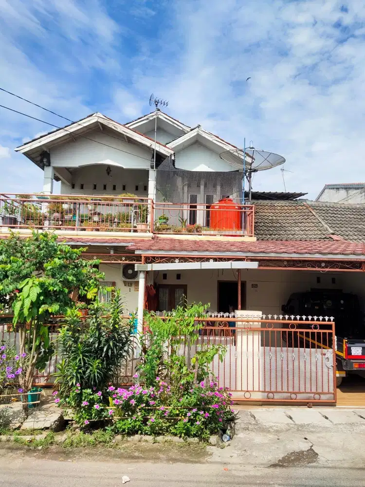 Rumah CANTIK Lokasi Strategis PERUMNAS Di Karawang