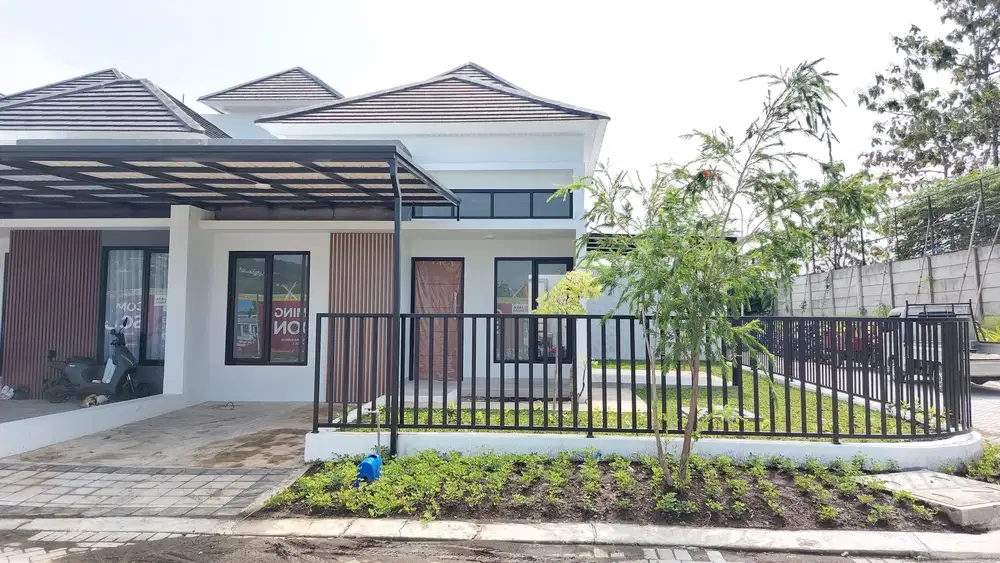 RUMAH POJOK, FREE PPN, 9 MENIT KEKAMPUS UNDIP TEMBALANG SEMARANG