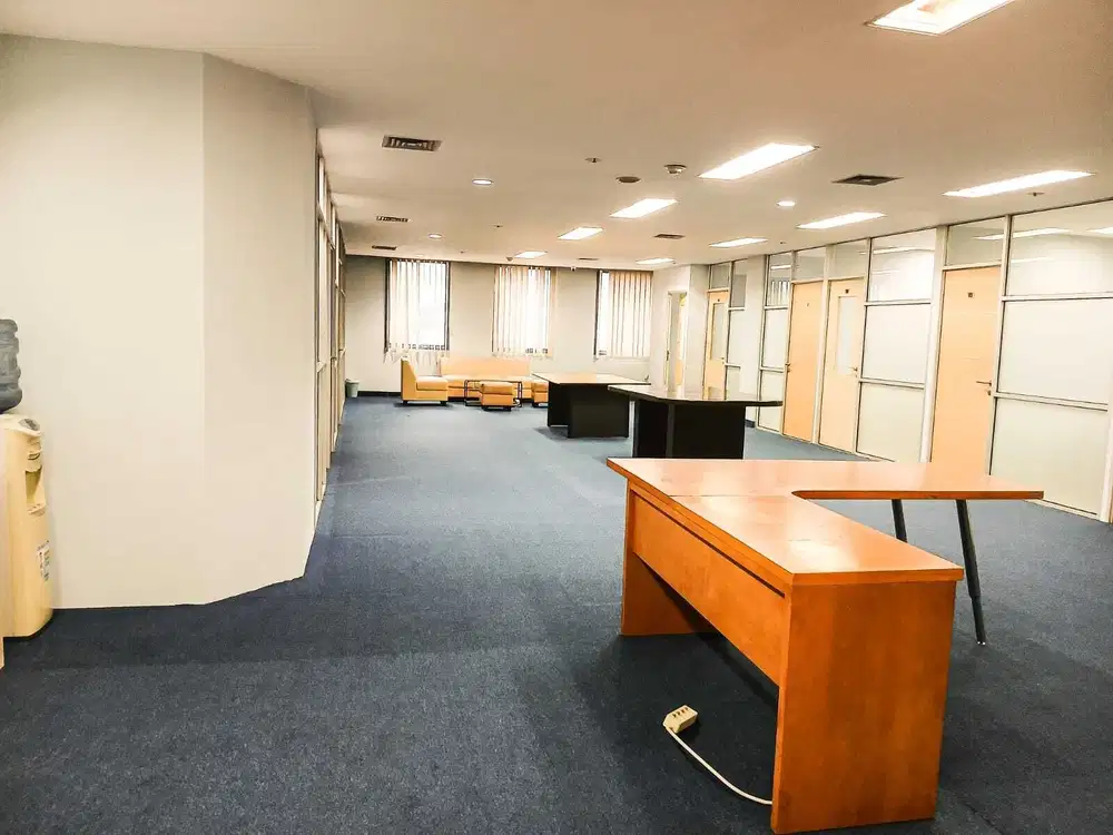 Sewa  Ruang Kantor Jakartan Selatan Siap Pakai &  Nyaman di Kuningan