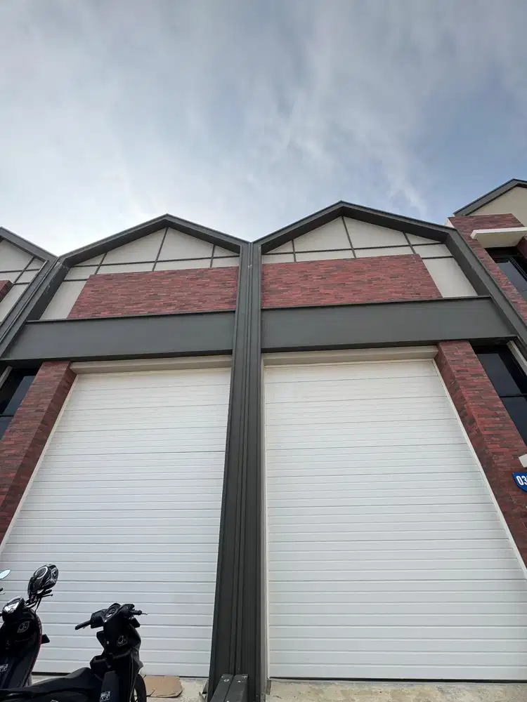 FOR RENT Gudang Gandeng dalam Kawasan Pergudangan Bizpark PIK 2