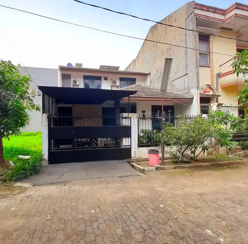 Rumah nyaman jalan lebar dalam kompleks area bintaro-pondok aren