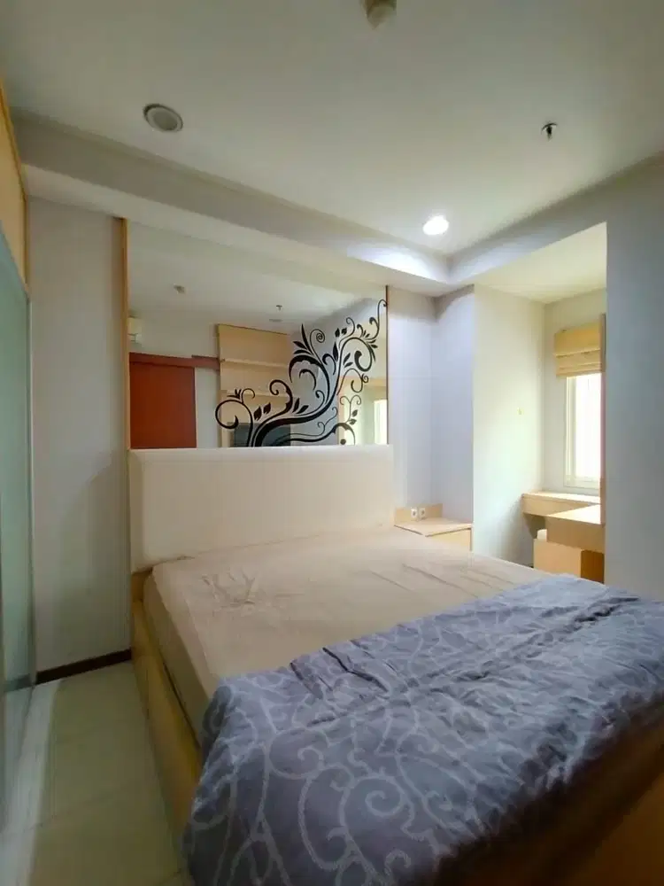 Disewakan tipe 2br apartment royal mediterania garden residence