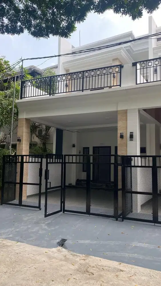 Di Jual Rumah di Villa Melati Mas - BSD City, Tangerang Selatan.