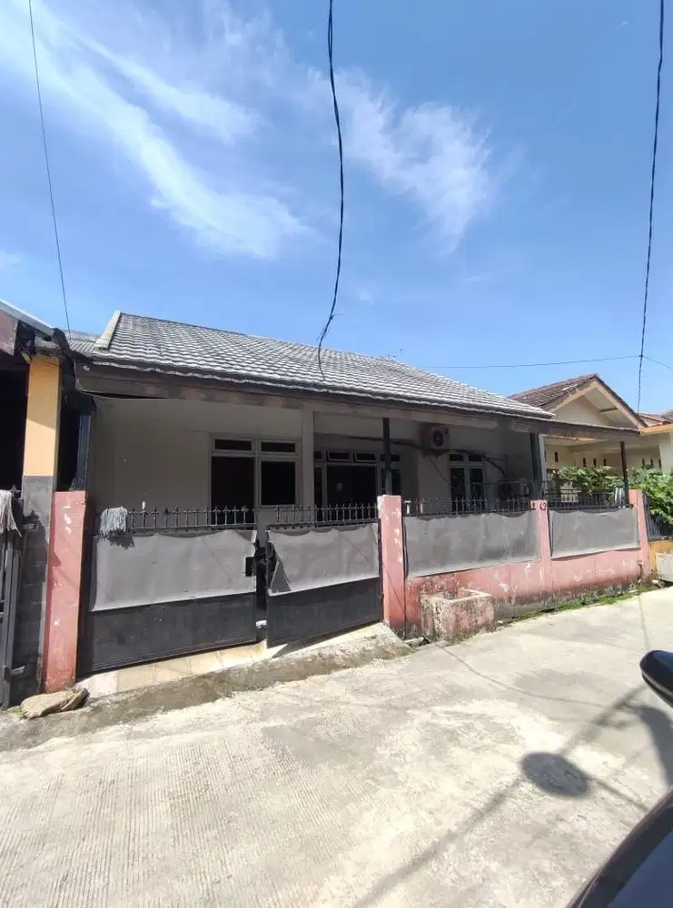 Dijual Rumah Di Perumahan Puri Nirwana 1 Cibinong